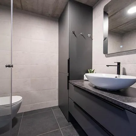 Newly Built Apt W-garage Parking Inc, Self Check-in, By Cohost Appartement Vilnius