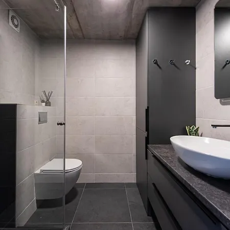 Newly Built Apt W-garage Parking Inc, Self Check-in, By Cohost 公寓 维尔纽斯