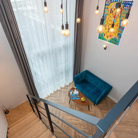 Newly Built Apt W-garage Parking Inc, Self Check-in, By Cohost アパート